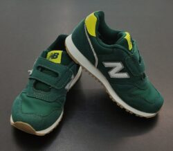 Scarpe New Balance n.28